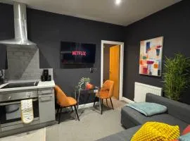 Cozy 1-Bedroom Getaway