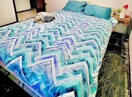 Affotable Relocation FIFO Long Term Queen Bedroom Near City Fremantle Sawn River