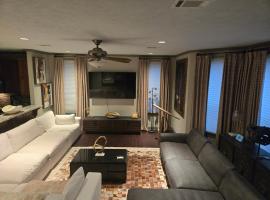 House of Pearl!、トゥーペロのホテル