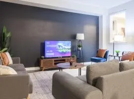Hamilton 4bd Homeairport Kingbed Sleeps16tv