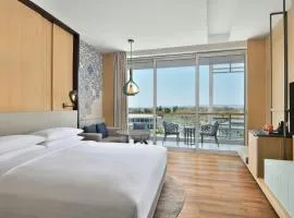 Courtyard by Marriott Aravali Resort