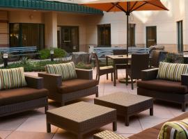 Courtyard By Marriott Jersey City Newport โรงแรมในเจอร์ซีย์ซิตี้