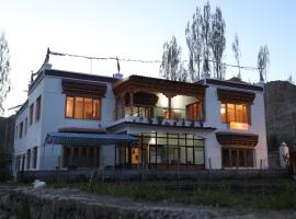 Nangsal manepa tukcha residency, hotel v destinaci Léh