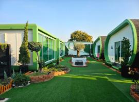 The Wisteria Resort, ξενοδοχείο σε Ban Na Don Mai