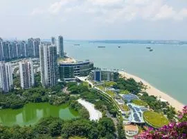 Carnelian Tower Hotel at Forestcity 4123 with WIFI