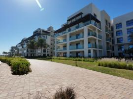 Solo RealtyHH Apartments - Address Residence Fujairah, hotel in Sharm