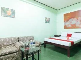 RedDoorz @ Western Highway Lodge Hotel