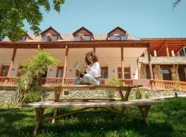 Toon Armeni Guest House
