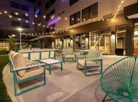 Aloft St. Louis Cortex