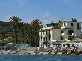 Residence Villa Miky, hotell i Albenga