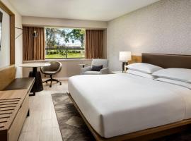 Sheraton Montreal Airport Hotel, hotel in Dorval