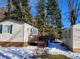 Mobile-home confort 3 chambres au camping, La Bourboule, gl&agrave;mping a La Bourboule