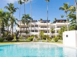 Aligio - A Quiet Retreat in Paradise - 2 BR, 2 pools, WiFi, AC, Private Hot Tub