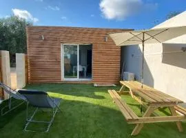 La Maisonnette T2 charmant jardin parking La Cadière d'Azur 1 à 4 personnes