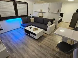 Pearl Suite - Self Check-In, Free Parking