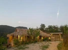 HUA TẠT HMONG Retreat