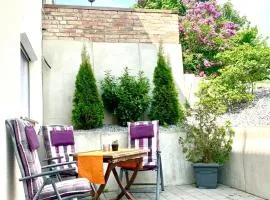 Schönes Appartement mit Terrasse und nur 5 Min zur SBahn