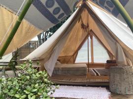 Glamping de Luxo - Tenda UPI, Zelt-Lodge in Delfin&oacute;polis