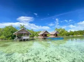 Senjahomestayrajaampat
