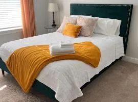 Quiet and Luxury Apartment - 10 minutes from ECU