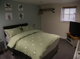 White Swan Cottage 2