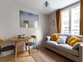 Relax in a Contemporary Designer Apartment