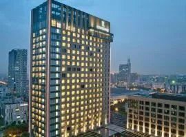 Renaissance Shanghai Caohejing Hotel