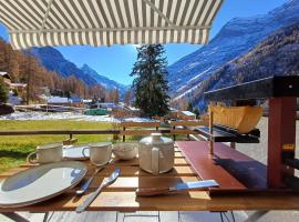 Appartement cosy - accès direct piscine et SPA, hotel v destinaci Zinal