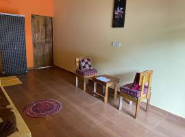 hornbill homestay, hotel v destinaci Pendur