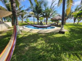 Casita d Playa 1, hotel en La Esmeralda