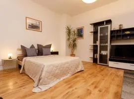 FullHouse - Chemnitz - H132 Apartment