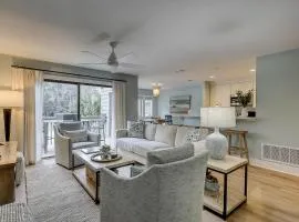 2365 Racquet Club 2 BR 2 BA condo Sea Pines Resort Near Harbourtown Free Tennis and Pool