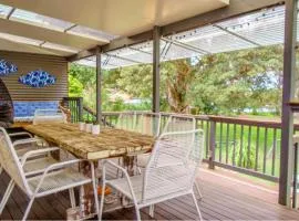 Riverside Retreat North Haven