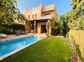 Art Villa Golf & Heated Pool, hotel v destinaci Sraghna