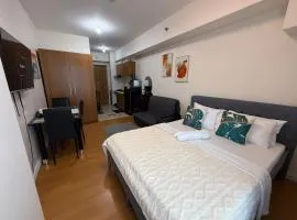 Modern Condo in Ermita Manila near US Embassy and SLMEC