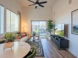 Patio Retreat - Dedicated Workspace - Pools - Parking S134
