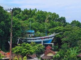 Rumpal Cafe dan Vila, hotel v destinaci Sambipilu
