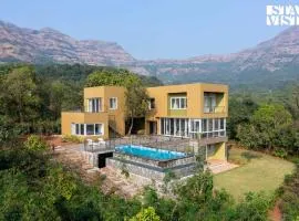 StayVista at The Chirping Villa with Infinity Pool