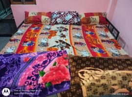 MahaKumbh Homestay, hotel v destinaci Naini