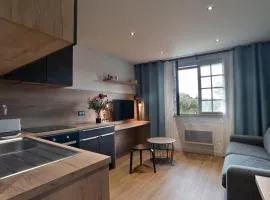 Pierrette 12 - 200m de la plage parking privé