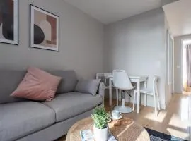 Take It Easy in This Stylish Architect Flat