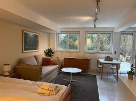 Helle Wohnung in Seenähe, apartment in Berg am Starnberger See