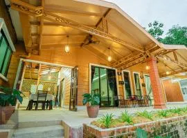 Luzzeri Legasi Zeeman Hulu Langat Guesthouse