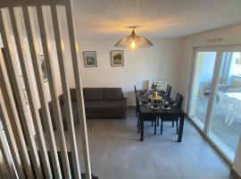 Grand 2 pièces Eurométropole de Strasbourg proche Europa Park avec terrasse, hotel i Plobsheim