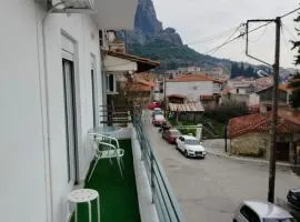 GRAND HOUSE METEORA
