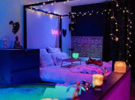 Escapade Romantique avec Champagne offert、モーのホテル