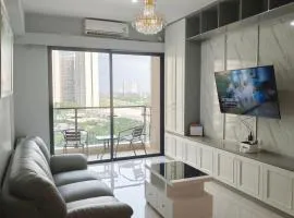 Sky House BSD 3 Bedroom 70m2 View Pool Dan Garden