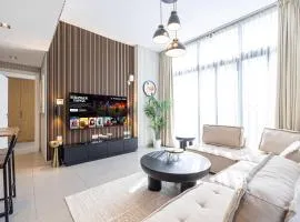 Luxury 1BR Penthouse with Skyviews