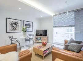 Stunning Central Apt With Parking
