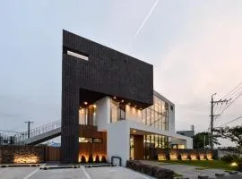 Hahyoil - 3rd floor, Jeju Private Stay